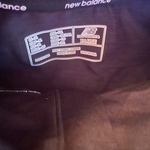 New Balance Men’s 2017 Boston Marathon 3/4 zip training top - Picture 6 of 10